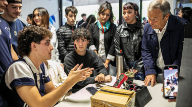 Almirante Brown impulsa la innovación tecnológica junto al Club de Robótica de la UNaB
