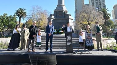 La Plata: El intendente Alak inauguró plaza Italia junto a Kicillof