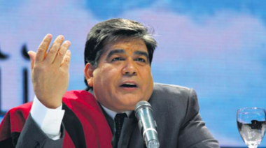 Mario Ishii prepara un cónclave de intendentes peronistas y la interna queda de lado