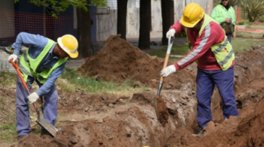 Salto: se licitaron proyectos para la construcción de redes de agua potable para barrios del distrito