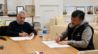 Fortalecer las políticas de cuidado ambiental: Julio Zamora formalizó un convenio con Conarcoop