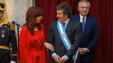 Irónico mensaje de CFK: “¡Ay Milei!... Me parece que se avivaron que después del domingo 26 devaluás”