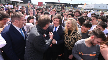 MdP: Santilli celebró la inauguración de la planta procesadora de alimentos que gestionó Massa