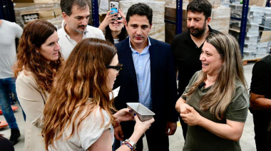 Martín Marinucci junto a Jimena López y Sebastián Galmarini recorrieron el Parque Industrial de Morón