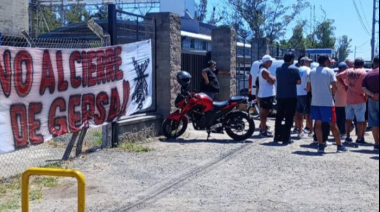 ¿Todo Marcha de Acuerdo al Plan? Cerró una empresa en Pilar y 80 familias quedaron en la calle