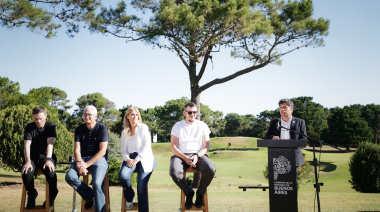 Kicillof: “Trabajamos para que la temporada resista a las políticas económicas que destruyen el turismo local”