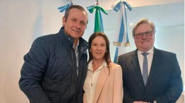 Sin poder y a los gritos: los Etchevarren atacan a La Libertad Avanza en medio de su derrumbe político