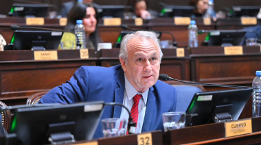 Presentan proyecto de ley para prohibir de forma efectiva las redes sociales a menores de 13 años