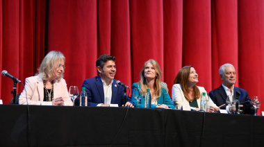 Kicillof participó del cierre de las jornadas por el Dia Internacional de la Mujer Trabajadora