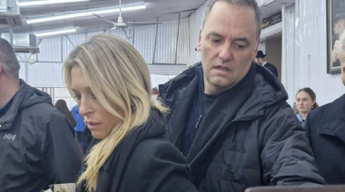 Denuncia penal a Manuel Adorni golpea fuerte a La Libertad Avanza bonaerense