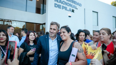 Achával acompañó un ciclo de charlas en el nuevo edificio de la Universidad Nacional de Pila