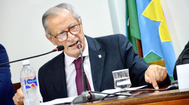 De Jesús se planta contra Milei: “La asfixia financiera paraliza a los municipios”