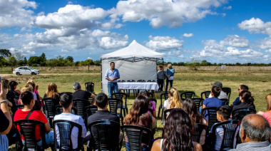 Dolores: el municipio entregó certificados de posesión de lotes del programa “Mi hogar”