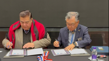 Mario Ishii lleva a José C. Paz convenios firmados con entidades educativas internacionales