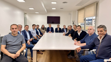 Santilli está logrando convencer a los intendentes PRO y asoma un “acuerdo grande” para el 27