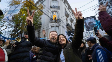 El PJ de Lomas se movilizó en apoyo a Cristina: "Lo que hiciste en Lomas no se olvida en la vida"