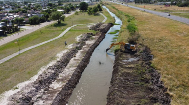Bolívar avanza con un plan hídrico para mejorar canales y desagües urbanos