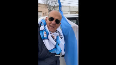Con tono de chicana, intendente le preguntó a Milei: "¿Por quién vas a hinchar el miércoles, Javo?"