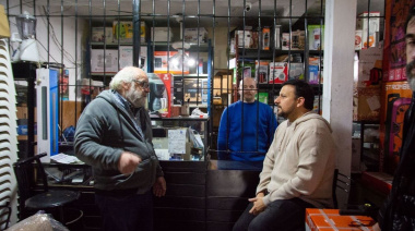 La Cámpora camina Avellaneda y contiene a los comerciantes atosigados por las tasas municipales