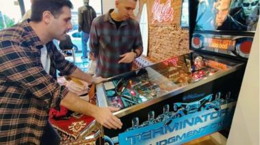 De no creer: en las narices del intendente apuñalan a una joven en los festejos de Argentina