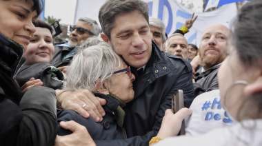 Kicillof: "Estamos ante un presidente que quiere vender nuestro territorio y partir nuestra patria en pedacitos”
