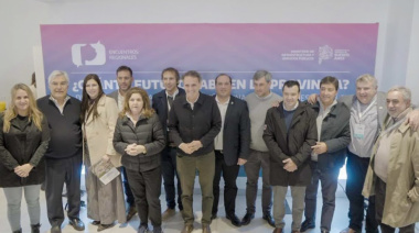 Recoulat fue anfitrión del debate por el futuro de la infraestructura bonaerense