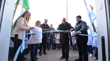 Alexis Guerrera inauguró obra en la escuela de Germania: "Se construye con ladrillos, se sostiene con personas"
