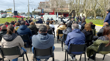 Concejales de Azul sesionaron en la Ruta 3 y reclamaron a Milei por su abandono