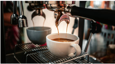 Atención atención: Cómo crear un rincón cafetero en el hogar