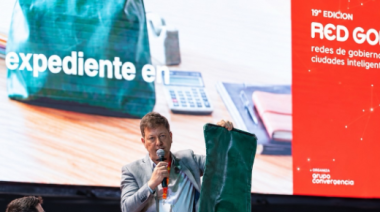 Villarino comparte su modelo de innovación digital e inclusión tecnológica en un encuentro provincial
