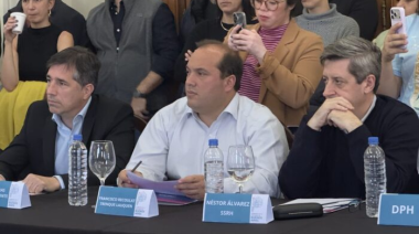 Trenque: Recoulat participó de una reunión para reforzar la prevención de inundaciones en la cuenca del Salado