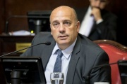 Proponen multar a quienes ejerzan violencia contra trabajadores de la salud