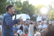 Kicillof criticó a Milei con frase que le propinaron a Macri: "una fiesta a la que no estás invitado"