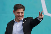 Si estudiaste y te recibiste, Kicillof te aumenta el salario: de qué se trata