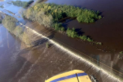 La ciudad de Salto quedó aislada: todas las rutas de ingreso al distrito están cortadas