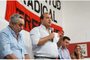 Escándalo en un municipio de la Cuarta: denuncian contratos a ex parejas, familiares y DNI falsos