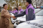 Mayra Mendoza presentó las nuevas patrullas urbanas incorporadas para reforzar la seguridad en Quilmes