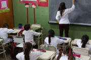 El Gobierno bonaerense destina $8.500 millones para aulas seguras: qué incluye el plan