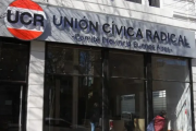 UCR bonaerense: Qué paga más, presidir el Partido o el poder de la Convención