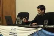 La Cámpora le quiso pudrir la comisión al kicillofismo y no votó al presidente peronista