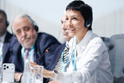 Sin plata de nación ni provincia, Mayra Mendoza busca financiamiento externo para obras locales