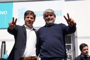 Kicillof se muestra con trabajadores y cierra el primer Consejo Bonaerense del Trabajo