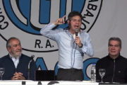 Militancia versus Algoritmos: la advertencia de Kicillof a Milei para el 2027