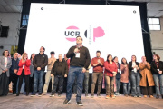 Abad gana poder, mueve el tablero radical y mira cada vez más cerca a Santilli